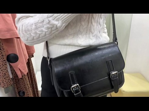 ❤️ Masturbasi publik dari jalang muda FeralBerry dengan dildo di kamar pas ❌ Anal porno di id.pornolymp.ru ️❤